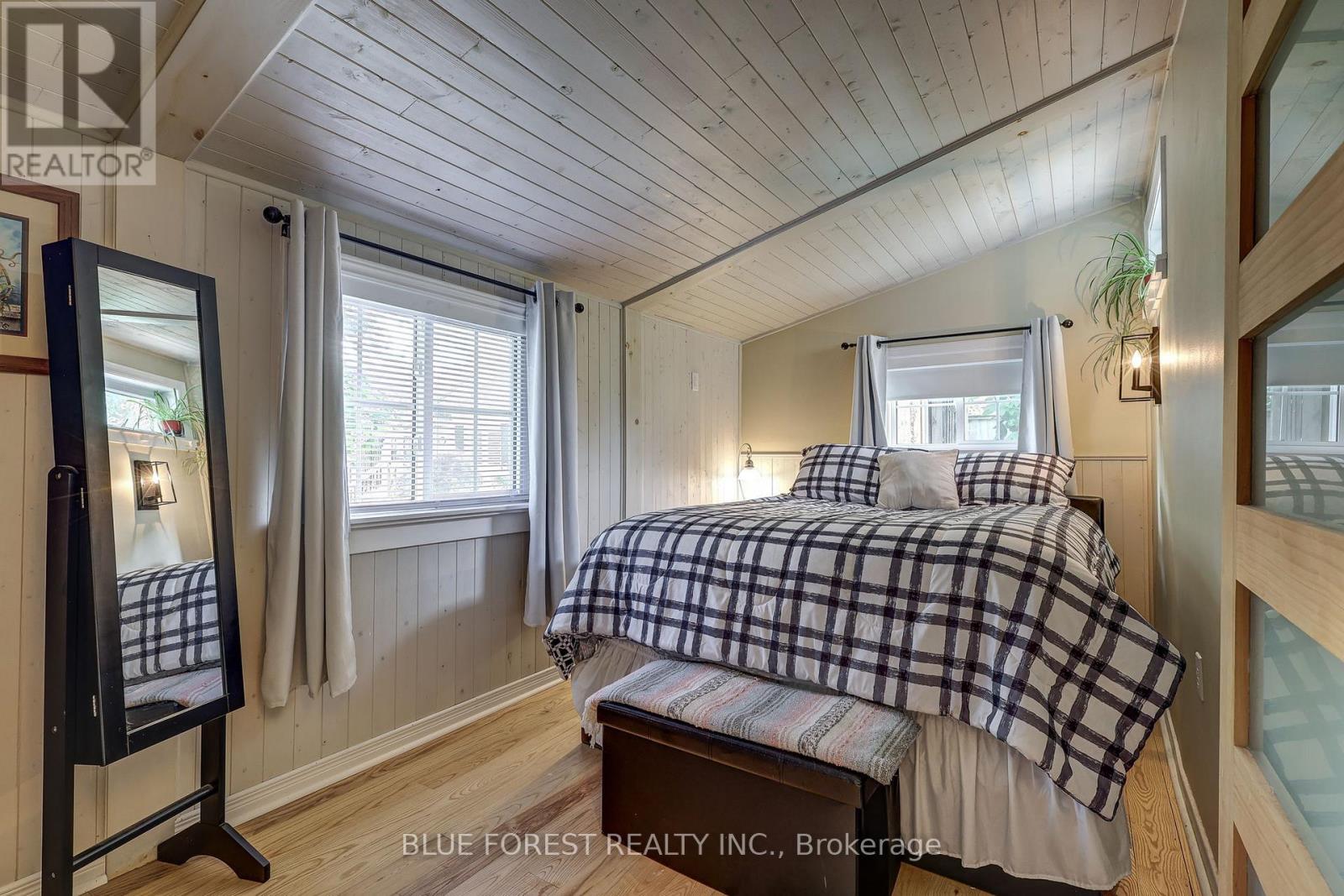 192 MITCHELL STREET - 24
