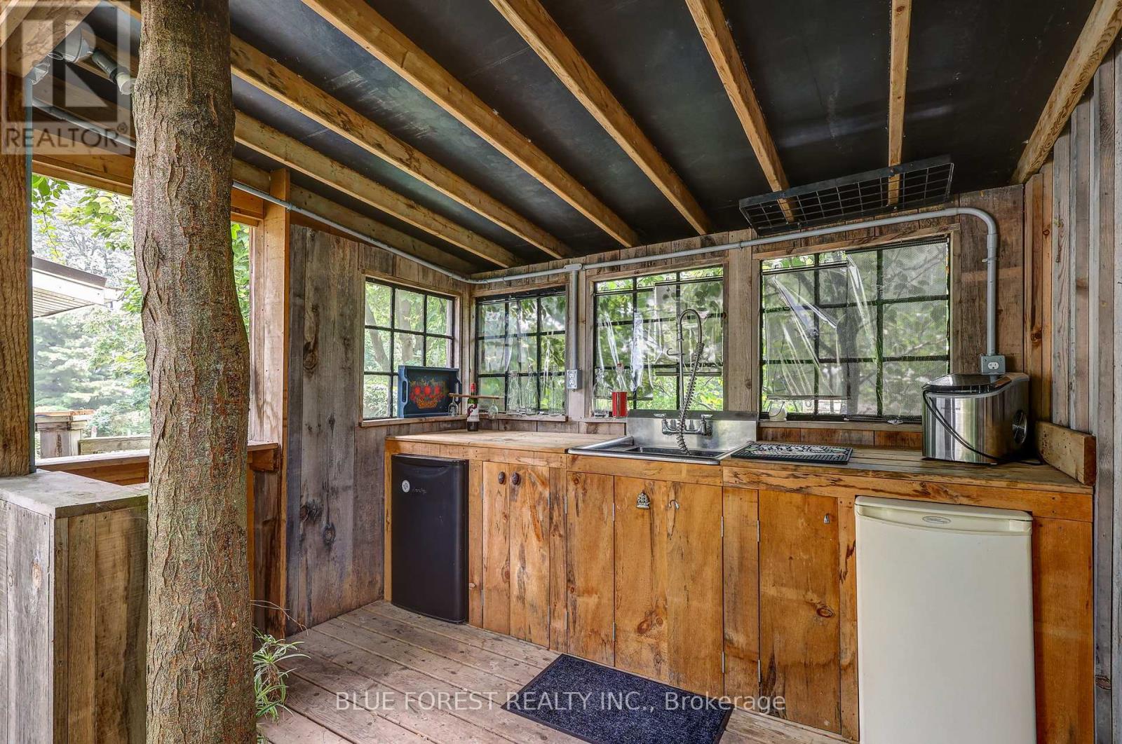 192 MITCHELL STREET - 41
