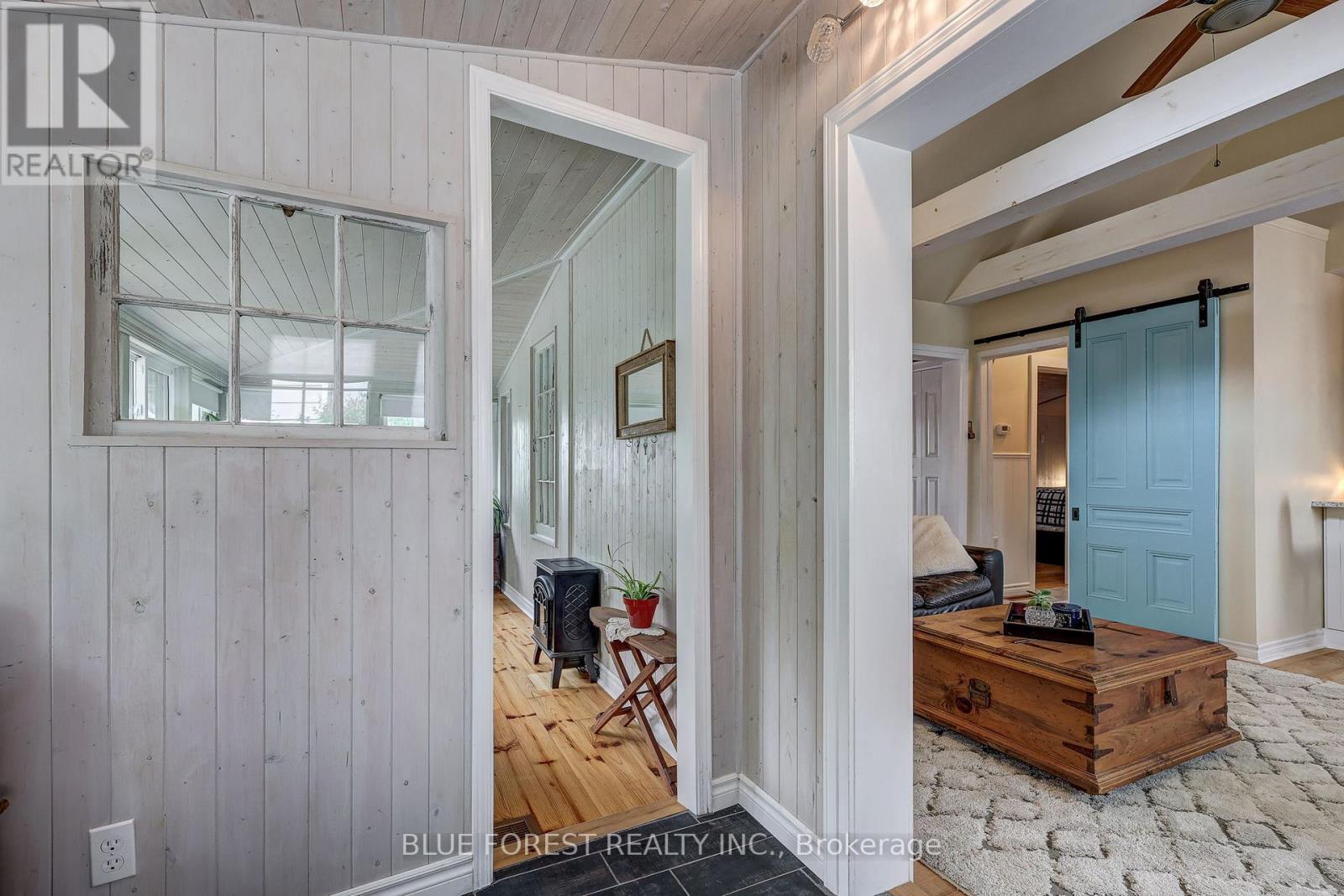 192 MITCHELL STREET - 6