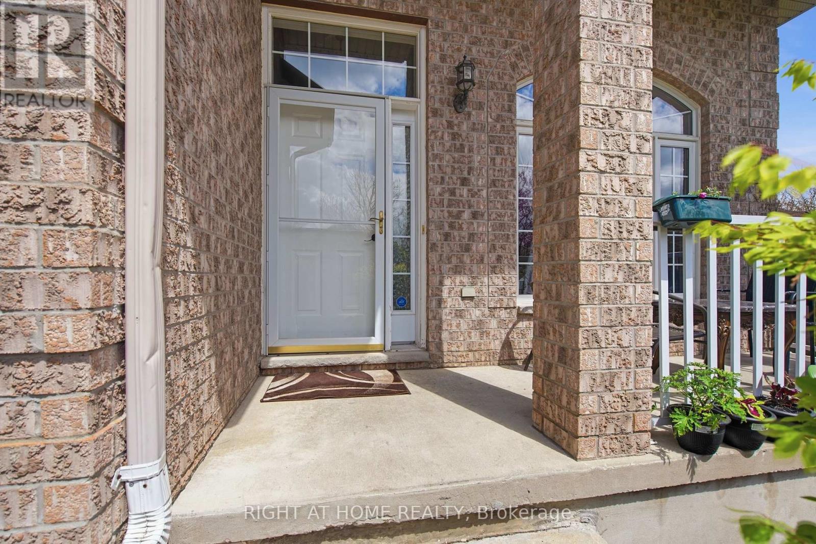 210 HAWTHORNE ROAD - 9
