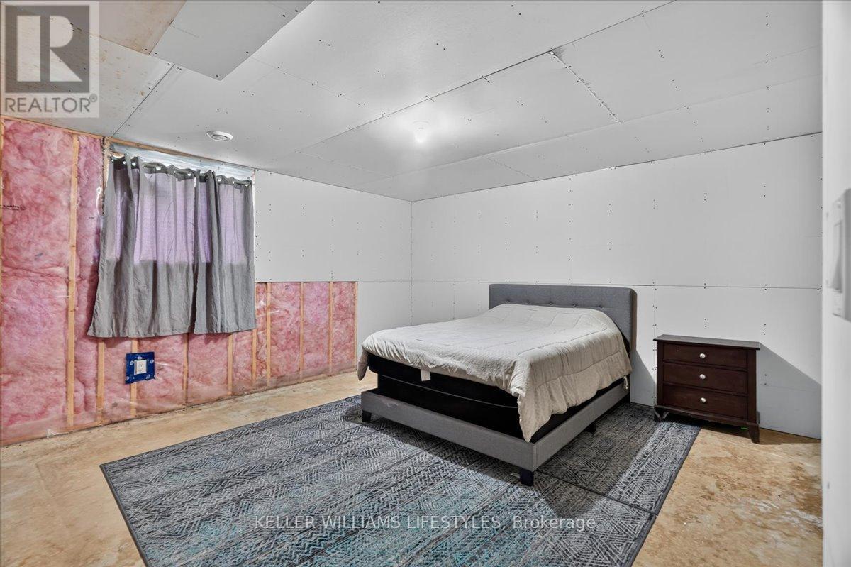 3167 BROADWAY STREET - 27