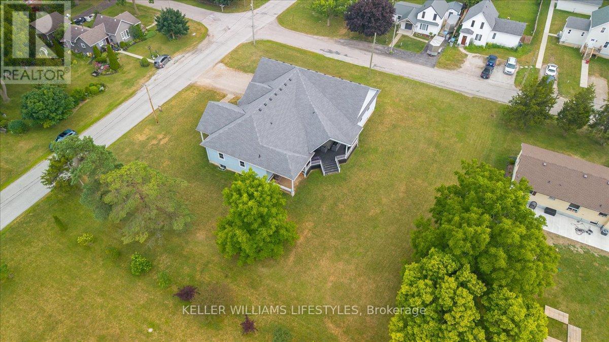 3167 BROADWAY STREET - 43