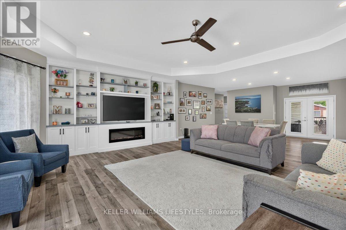 3167 BROADWAY STREET - 8