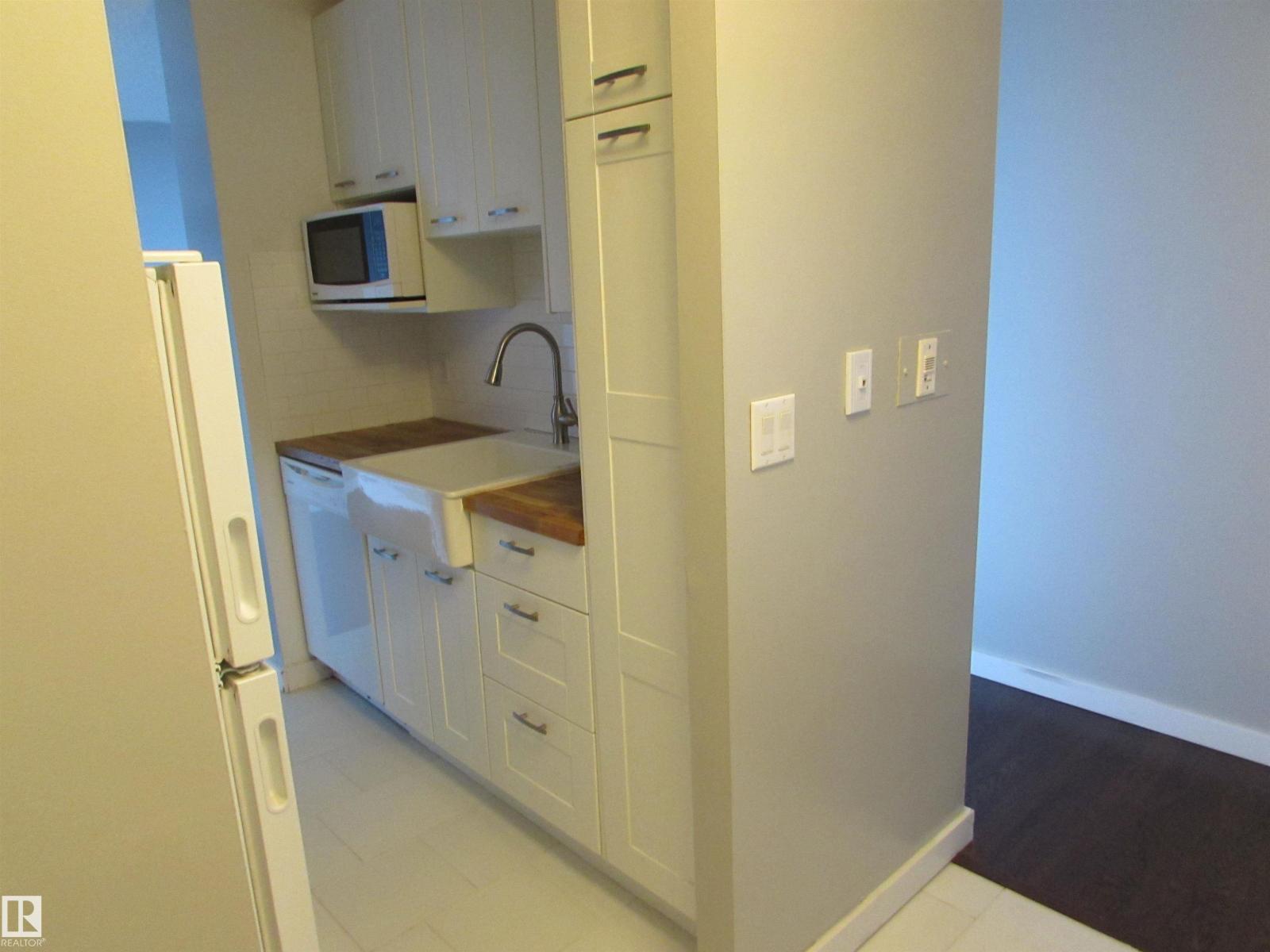 708 13910 STONY PLAIN Road NW - Photo 10