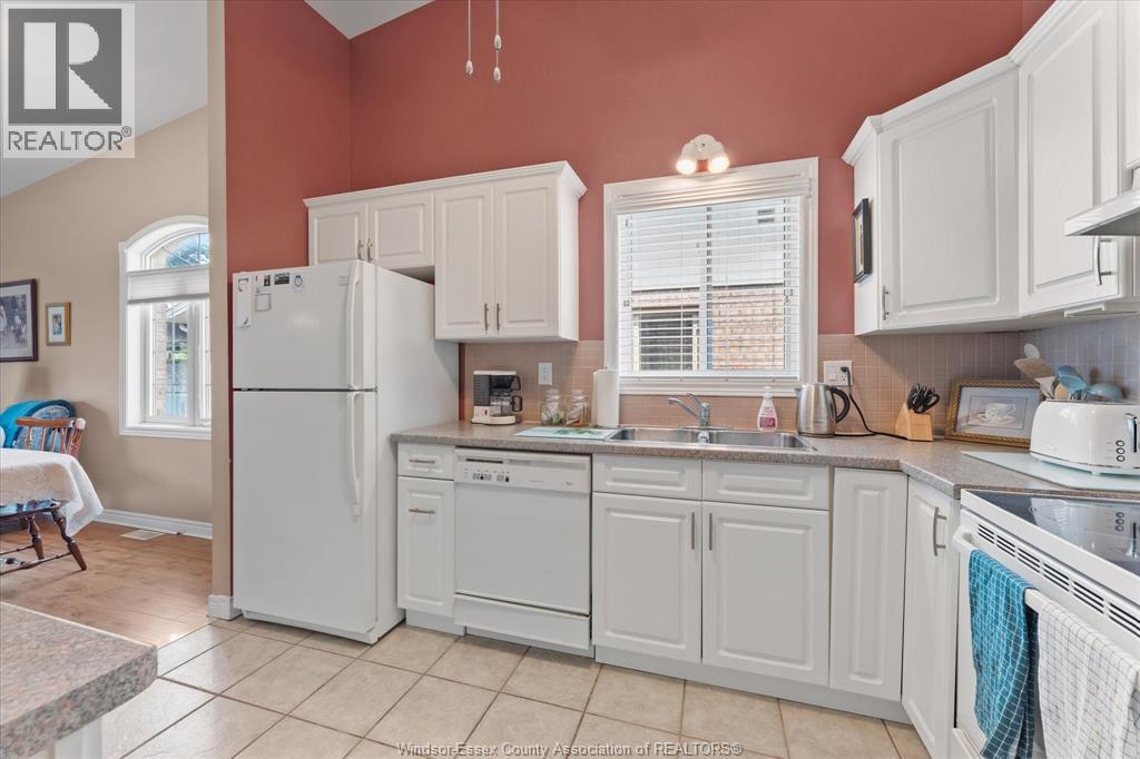 336 ROCKPORT - 8