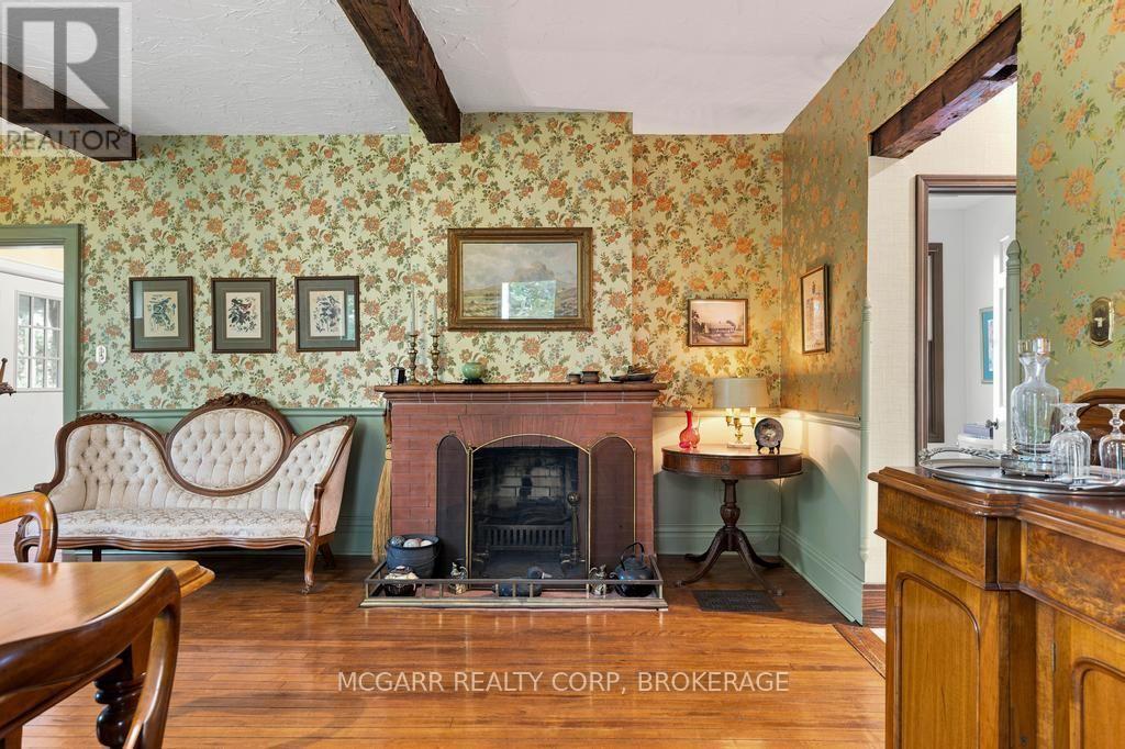 1258 LAKESHORE ROAD W - 22