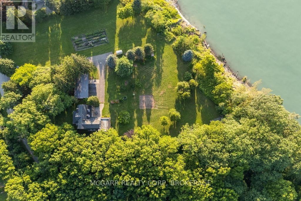 1258 LAKESHORE ROAD W - 23