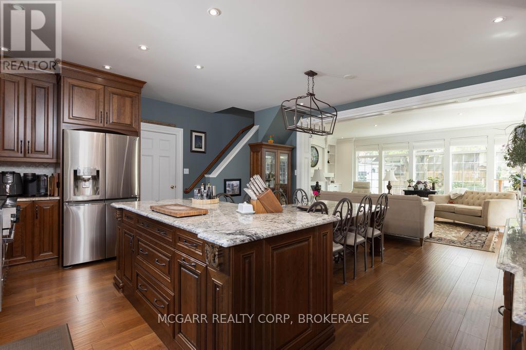 38 YATES STREET - 12