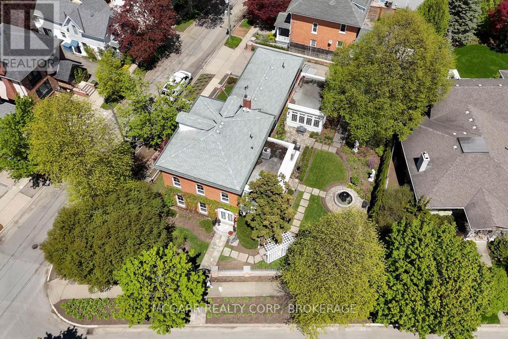 38 YATES STREET - 2