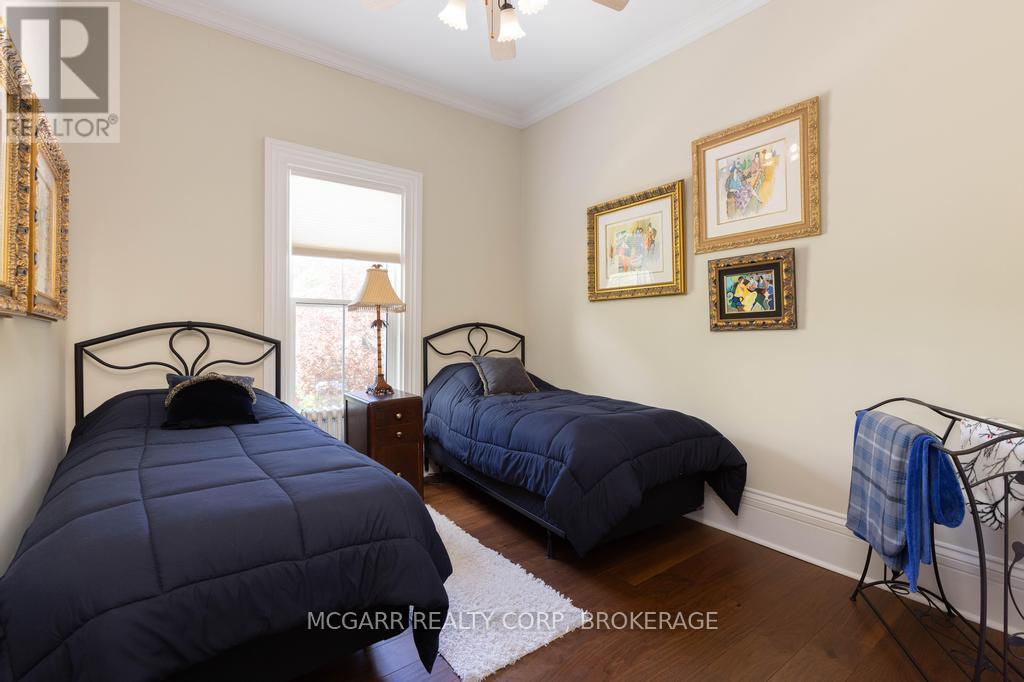 38 YATES STREET - 30