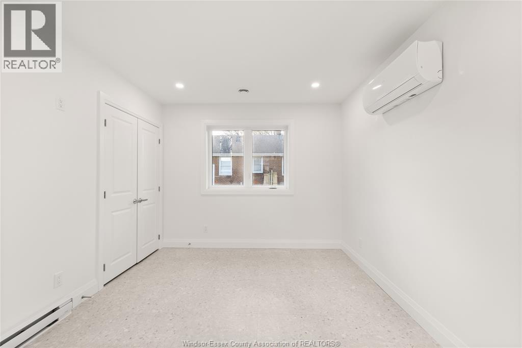 946 BELLEPERCHE - 40