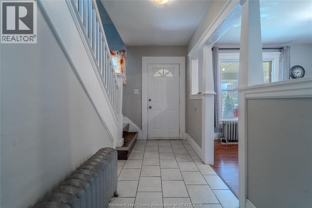1679 Howard AVENUE - 5