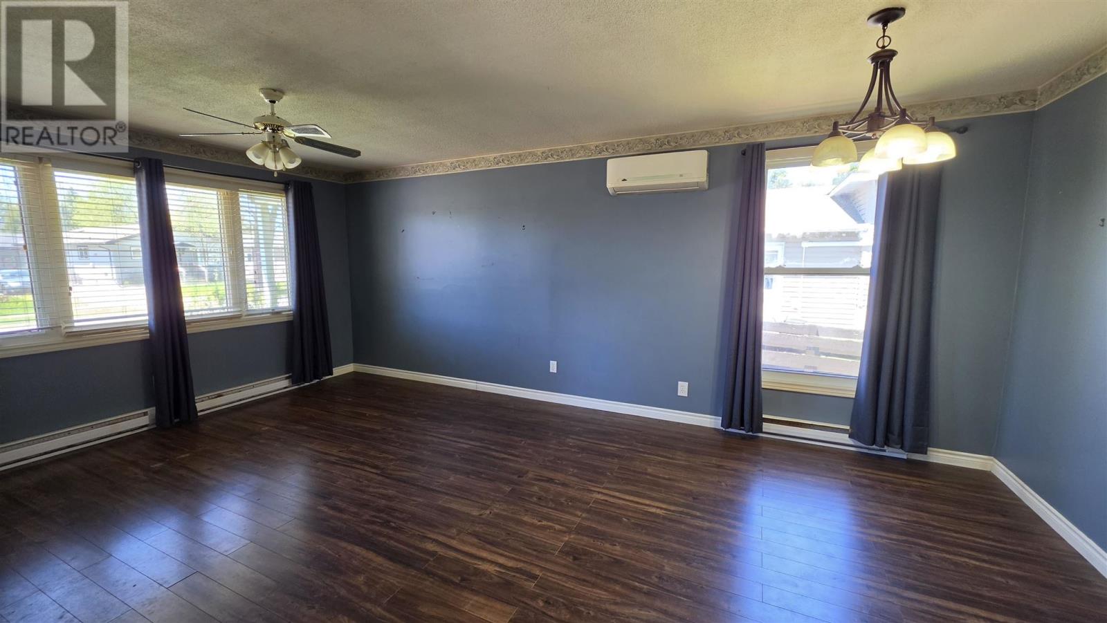 78 Chartwell DR - 11