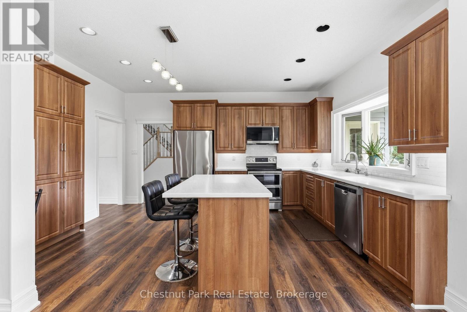 75 GLENDALE ROAD - Image 17
