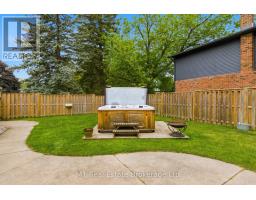 114 Angelica Street, Centre Wellington, ON N1M2Z6 Photo 37