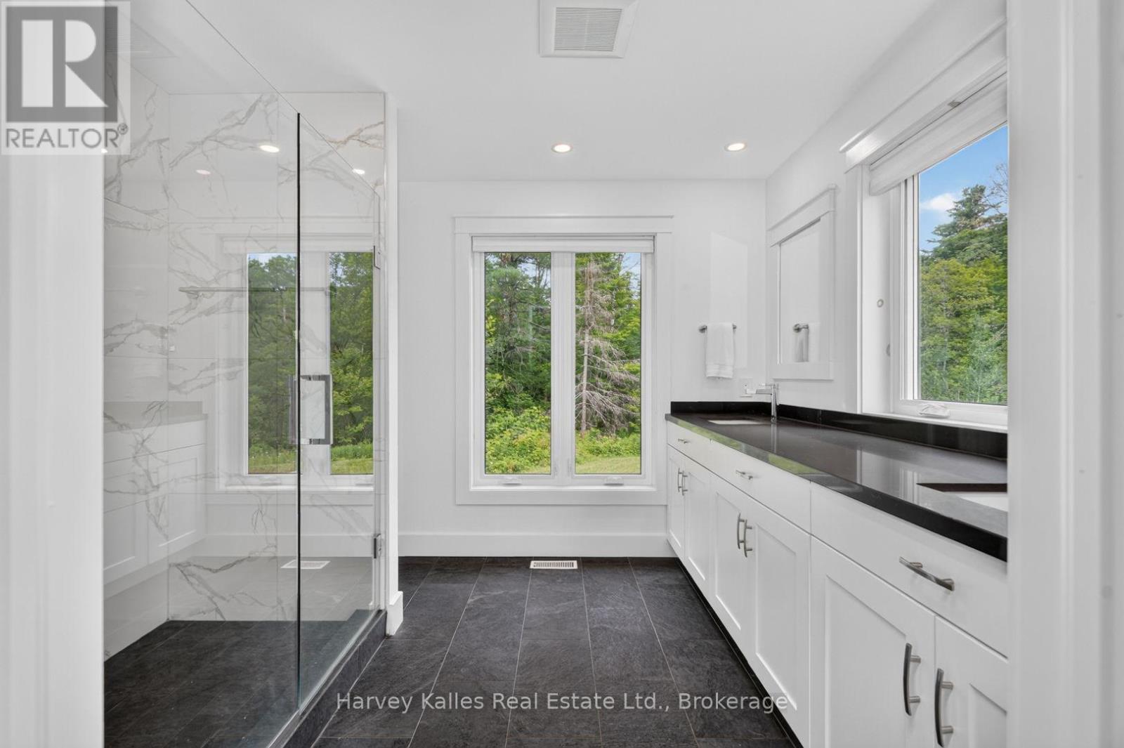 18 FERRIS ROAD - Image 20