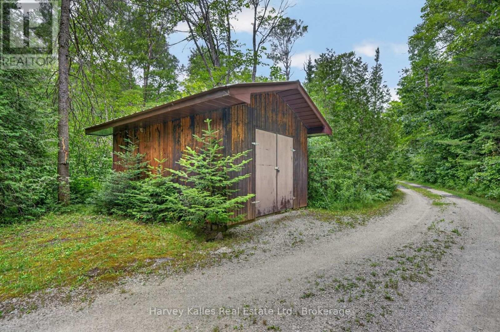 18 FERRIS ROAD - Image 41
