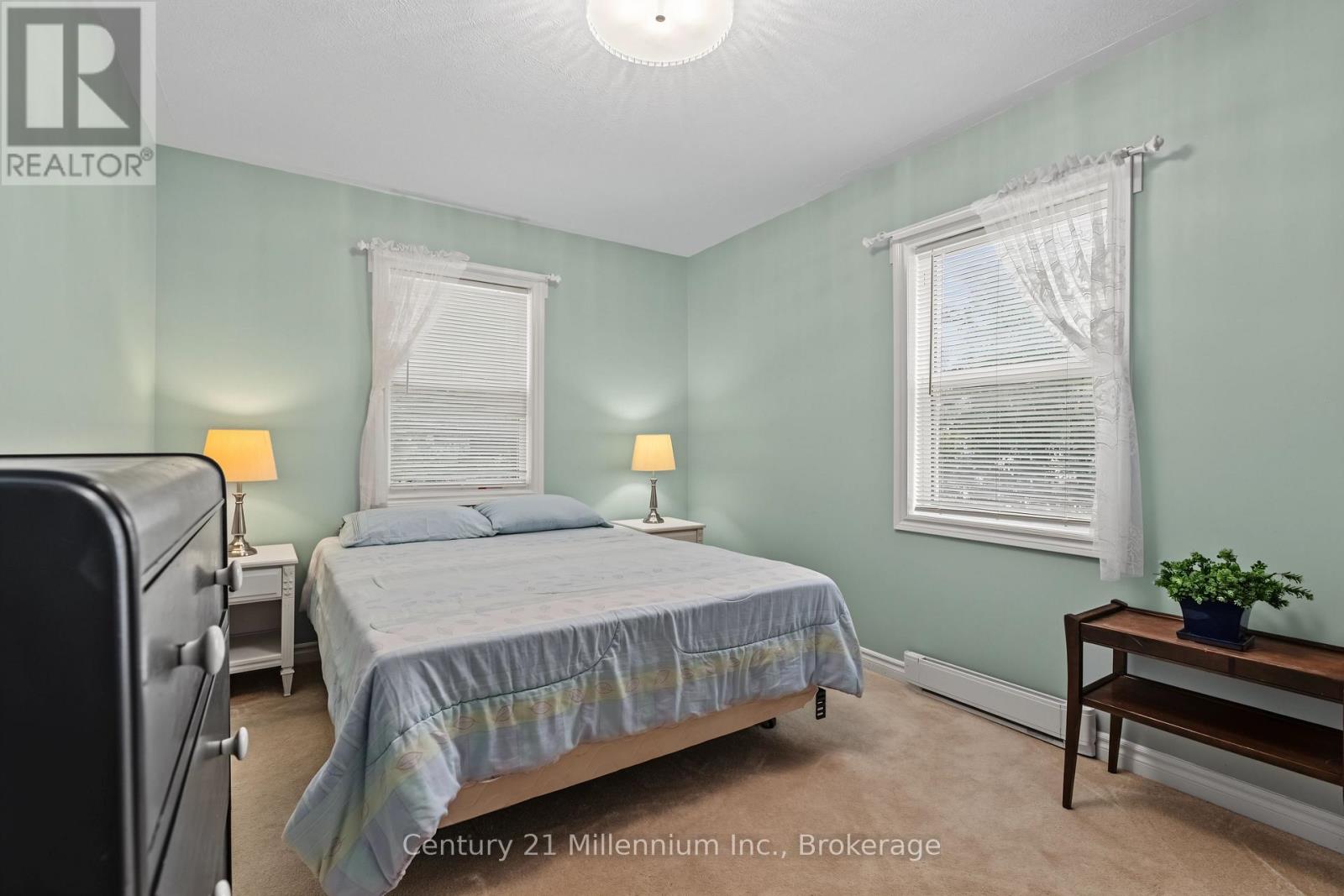 355 SPENCE STREET - 21