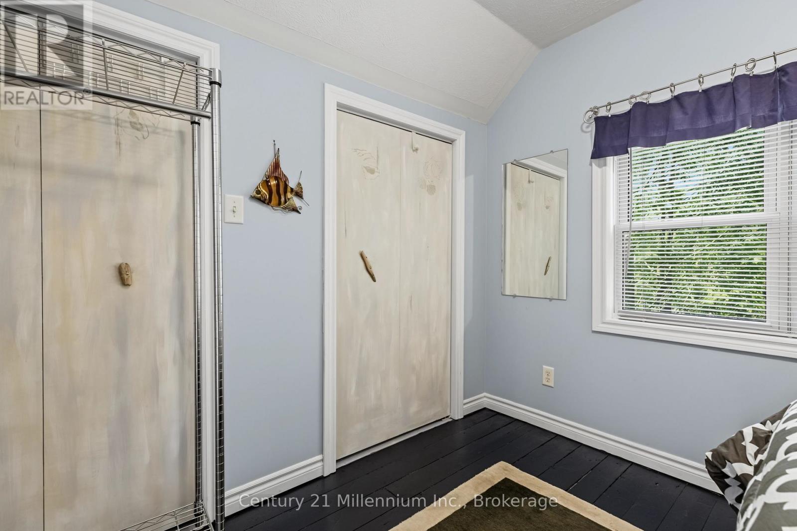 355 SPENCE STREET - 29