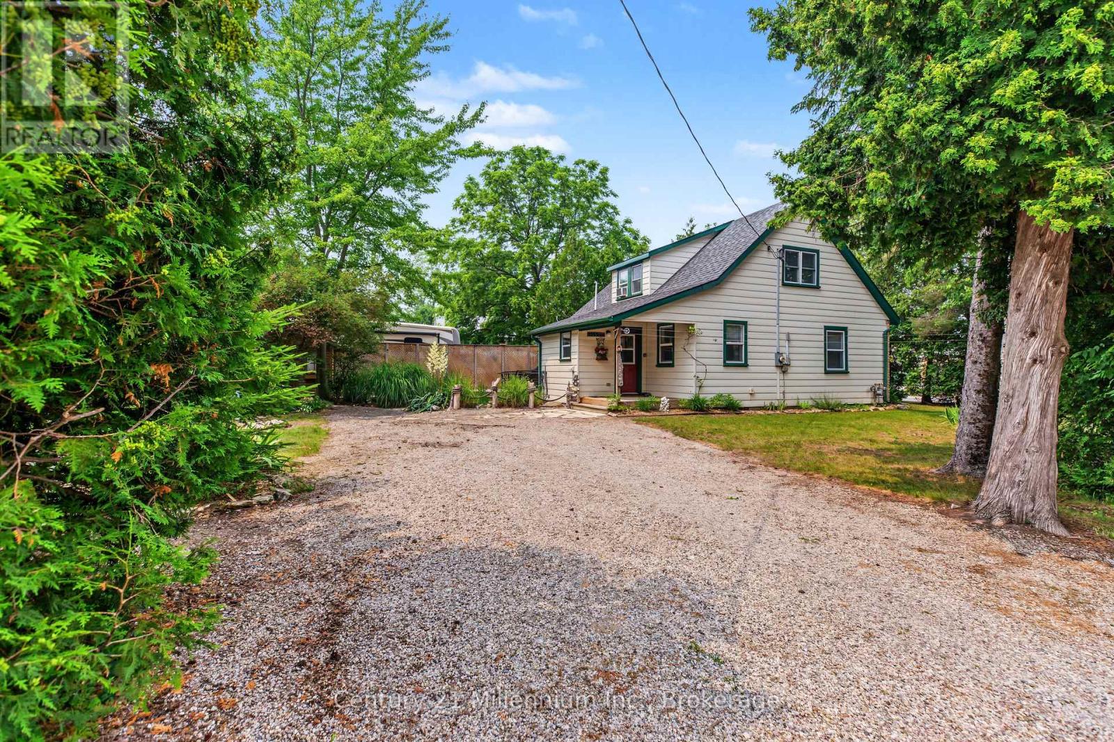 355 SPENCE STREET - 3