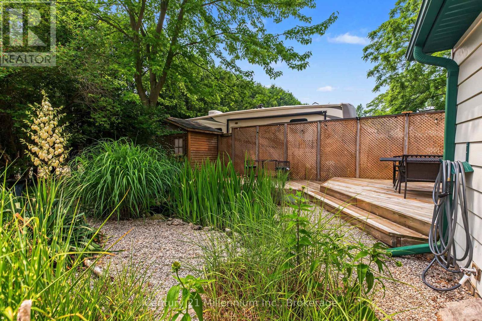355 SPENCE STREET - 37