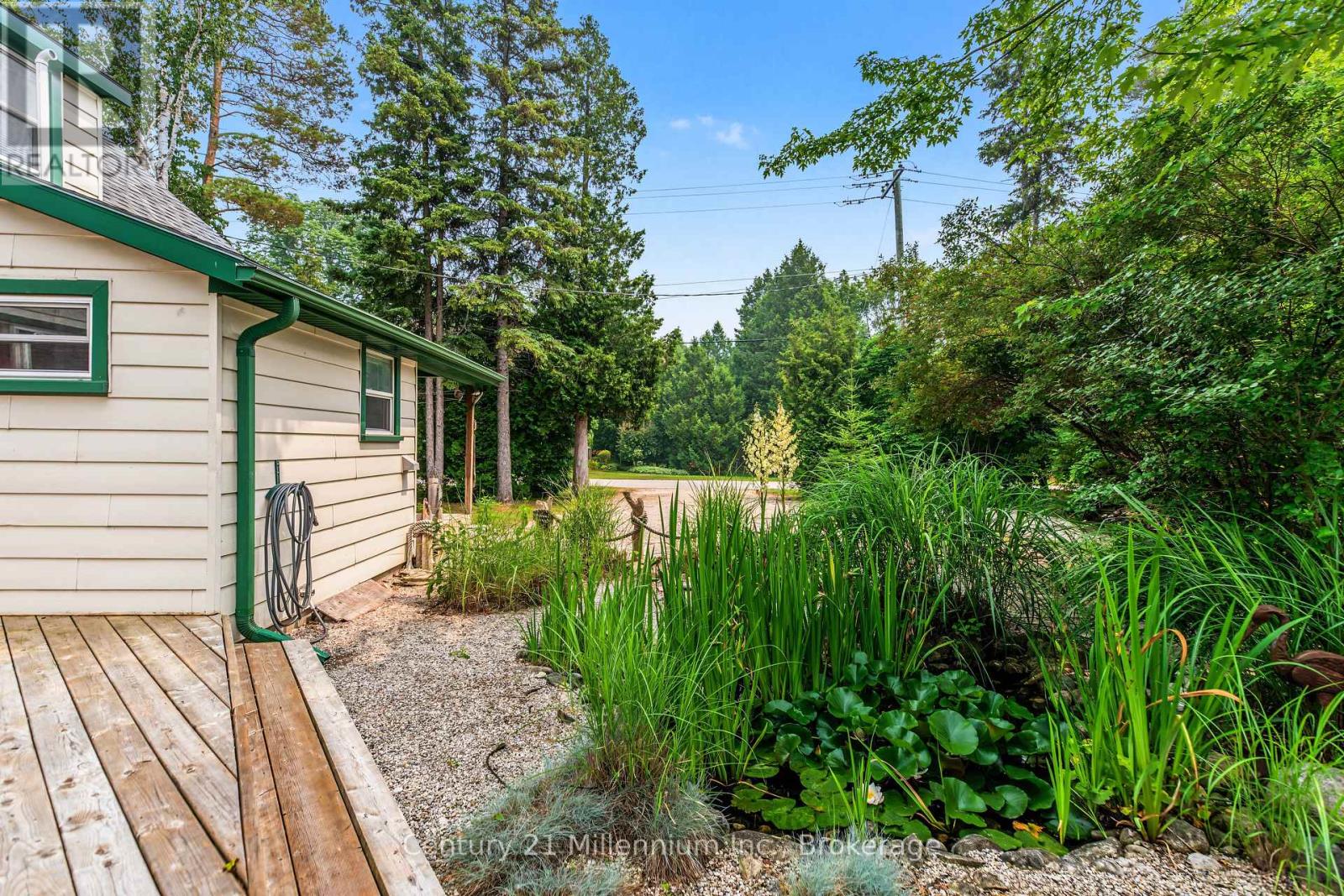 355 SPENCE STREET - 40