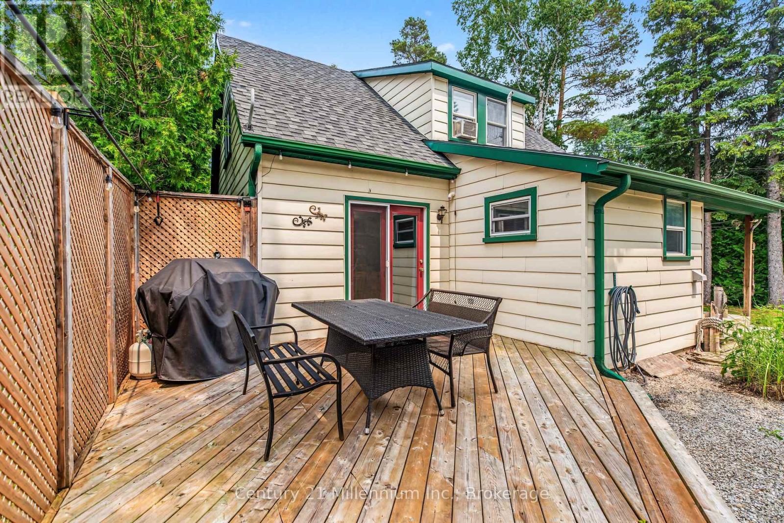 355 SPENCE STREET - 7