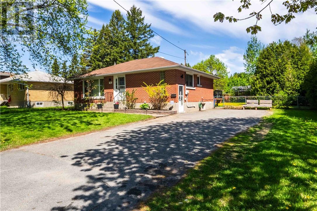 782 Robinson Drive