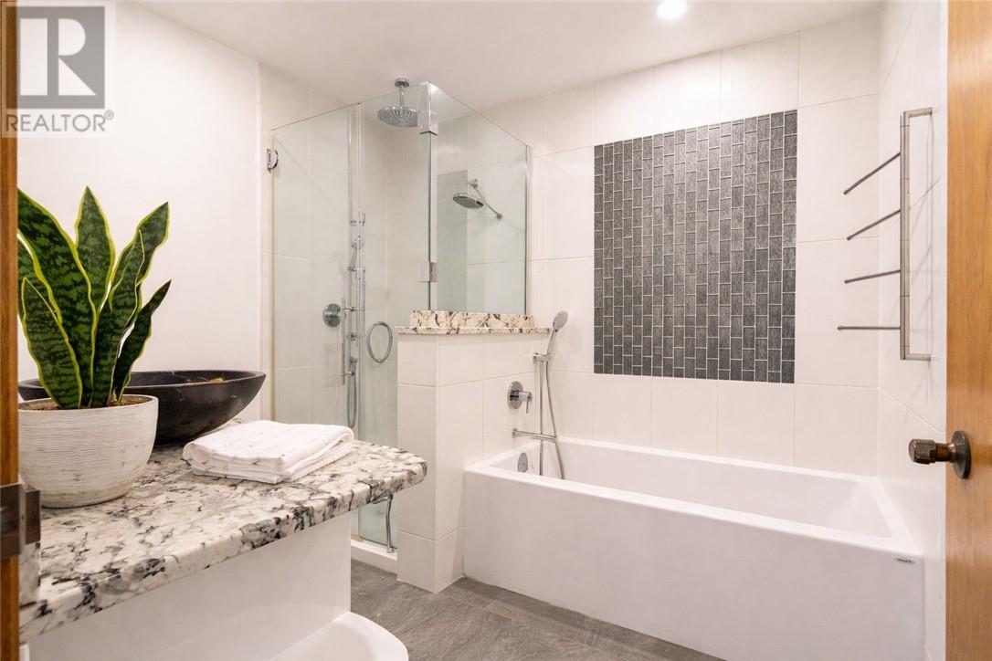 2288 Muriel Crescent - 15