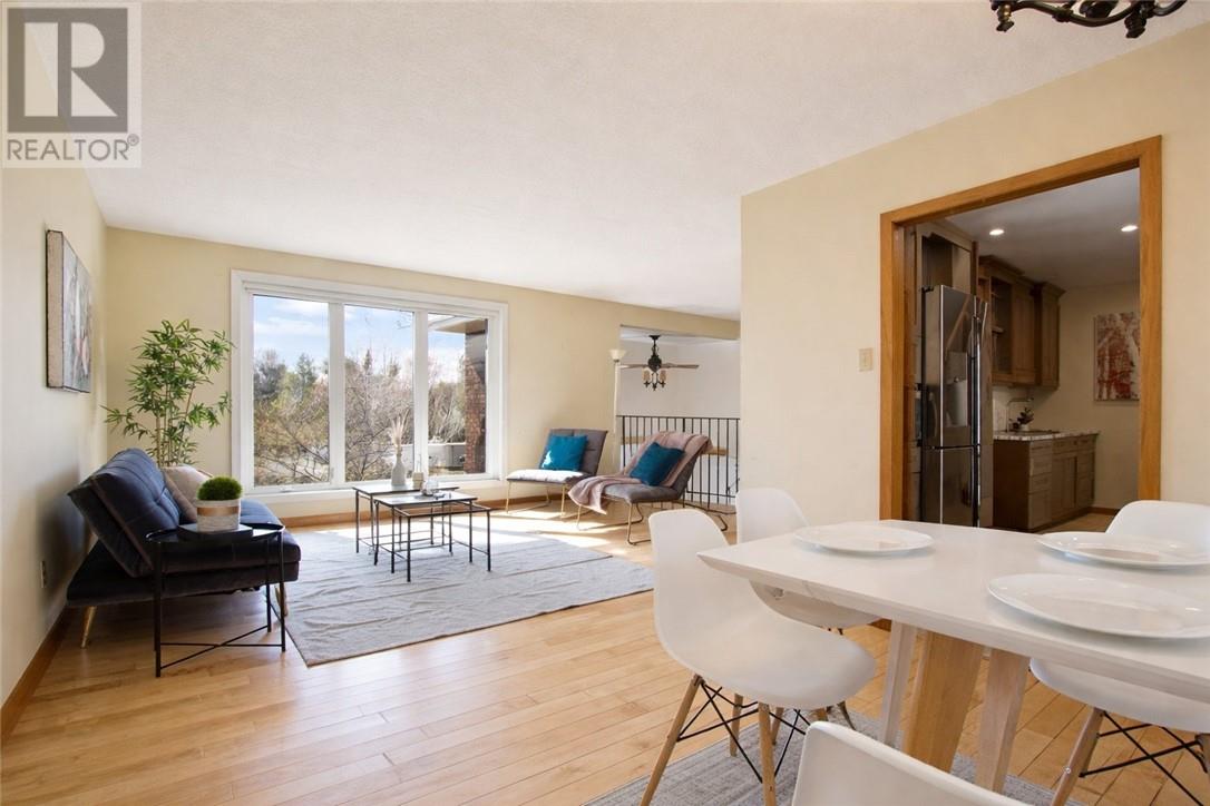 2288 Muriel Crescent - 6