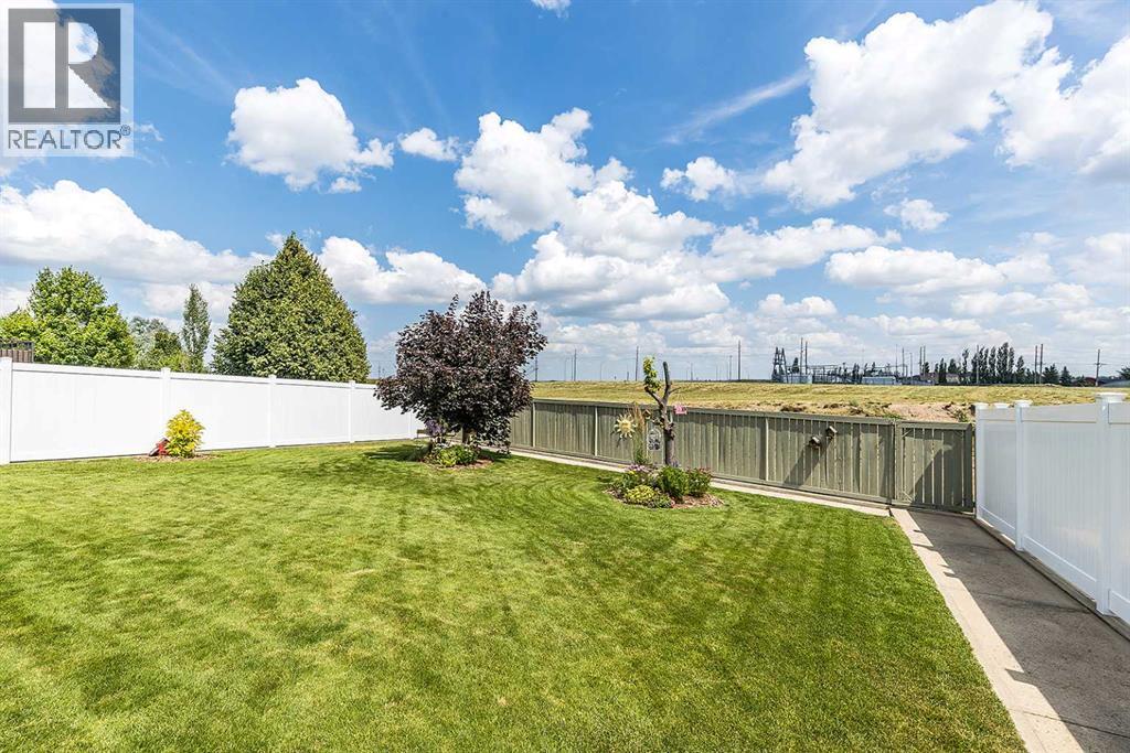 168 Hunt Crescent NE photo 43