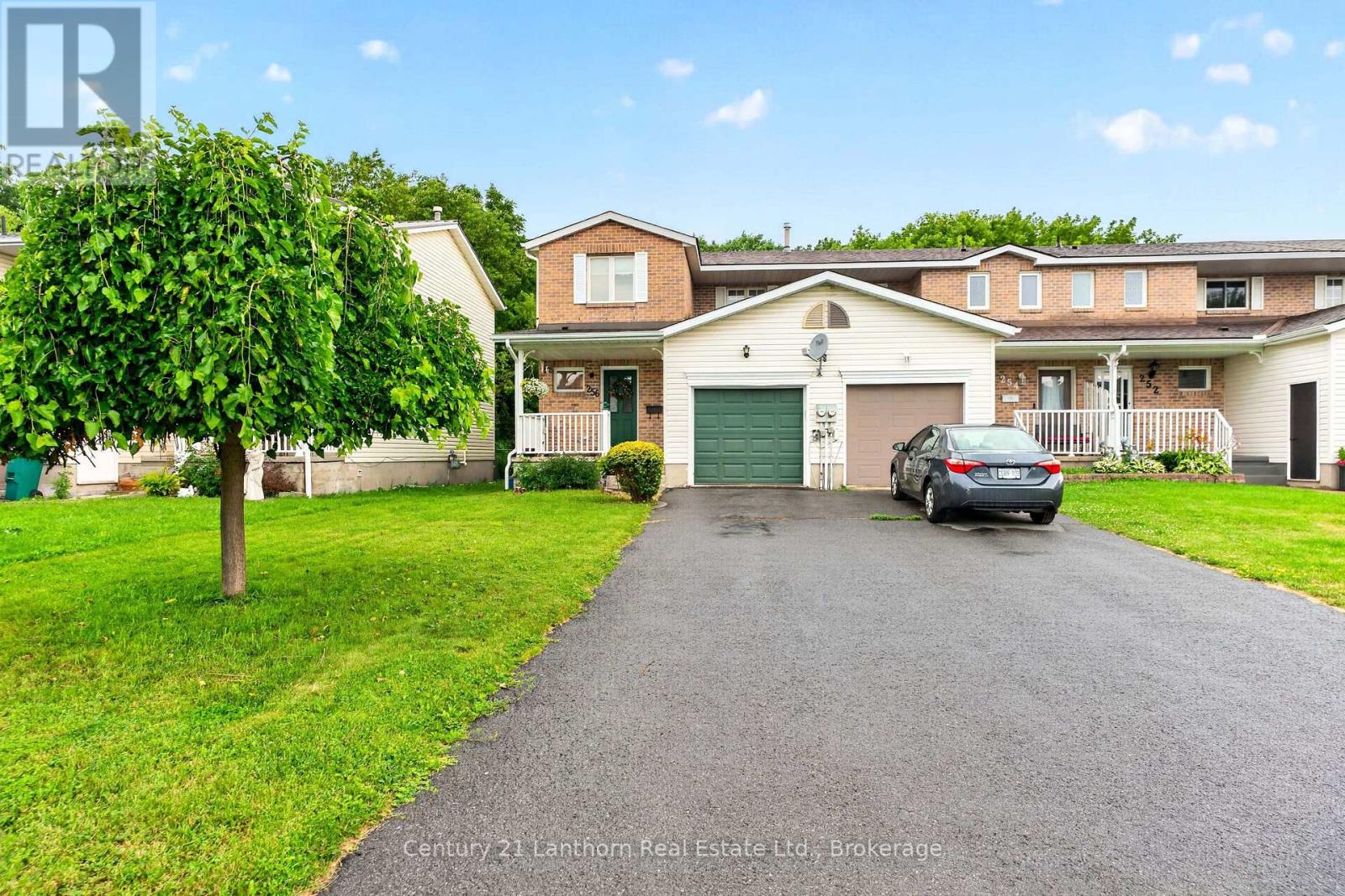 256 VANGUARD COURT - Image 4