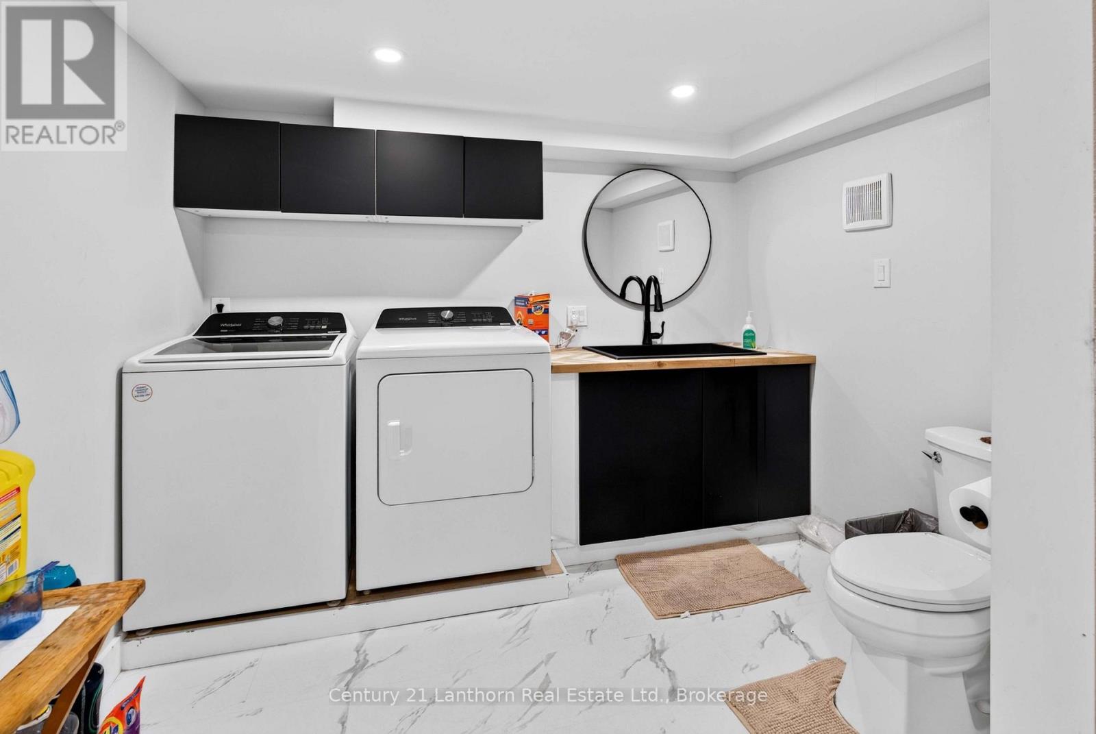 256 VANGUARD COURT - Image 46