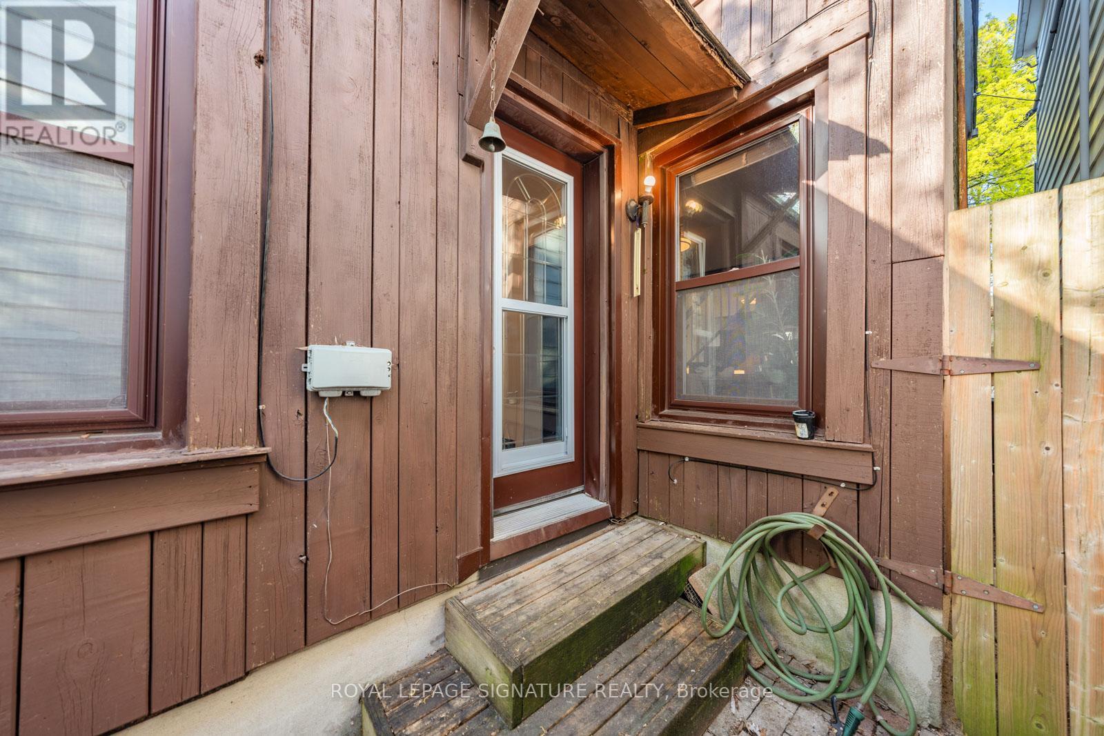 164 RHODES AVENUE - Image 22
