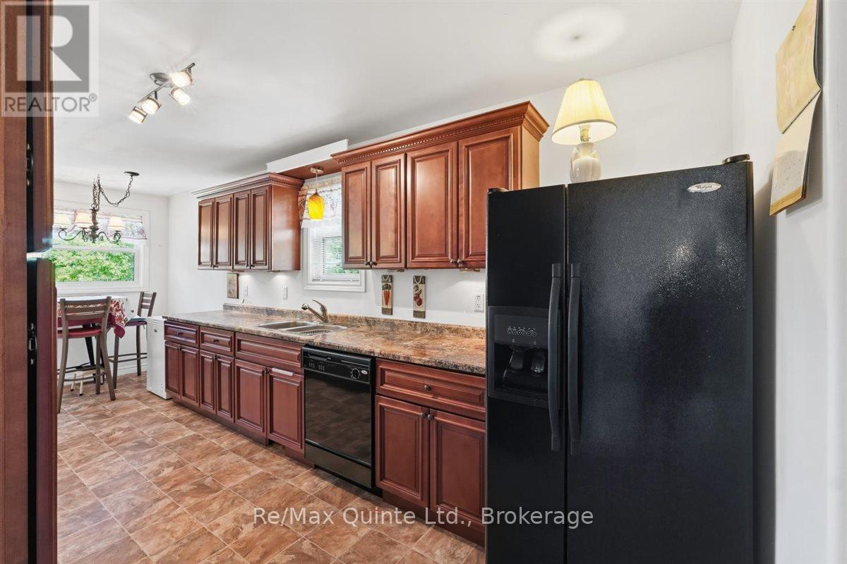 54 CENTENNIAL LANE - 10