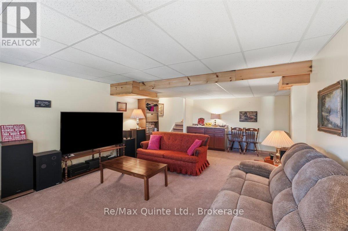 54 CENTENNIAL LANE - 19