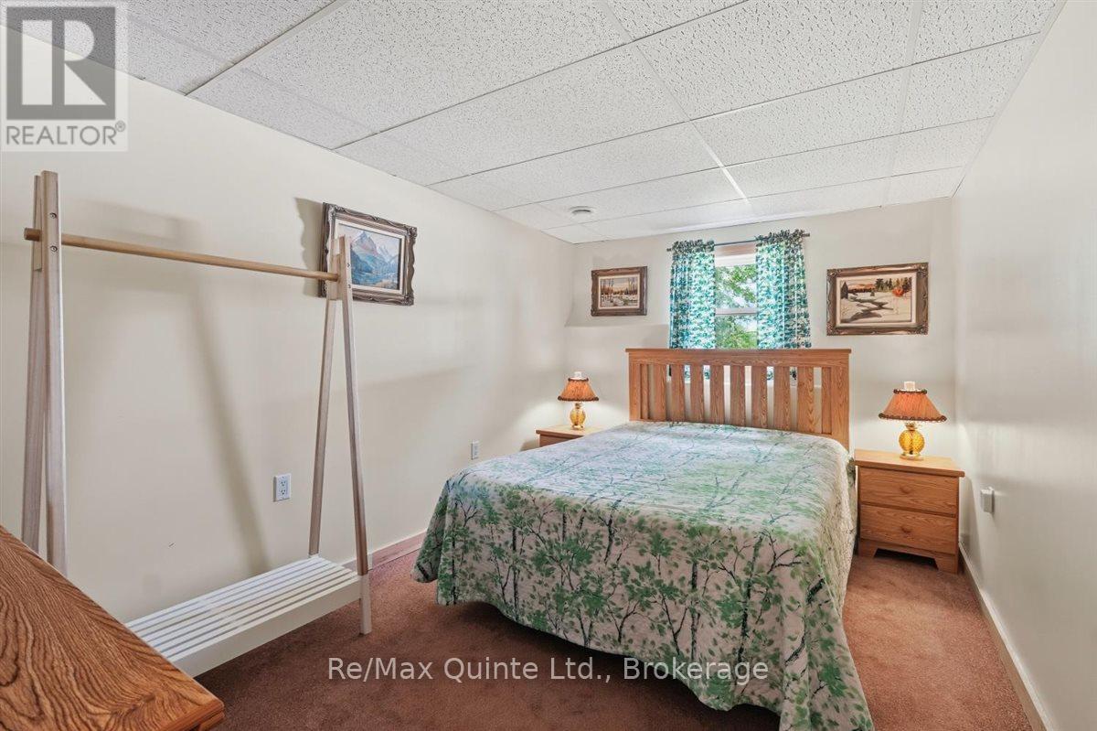 54 CENTENNIAL LANE - 22
