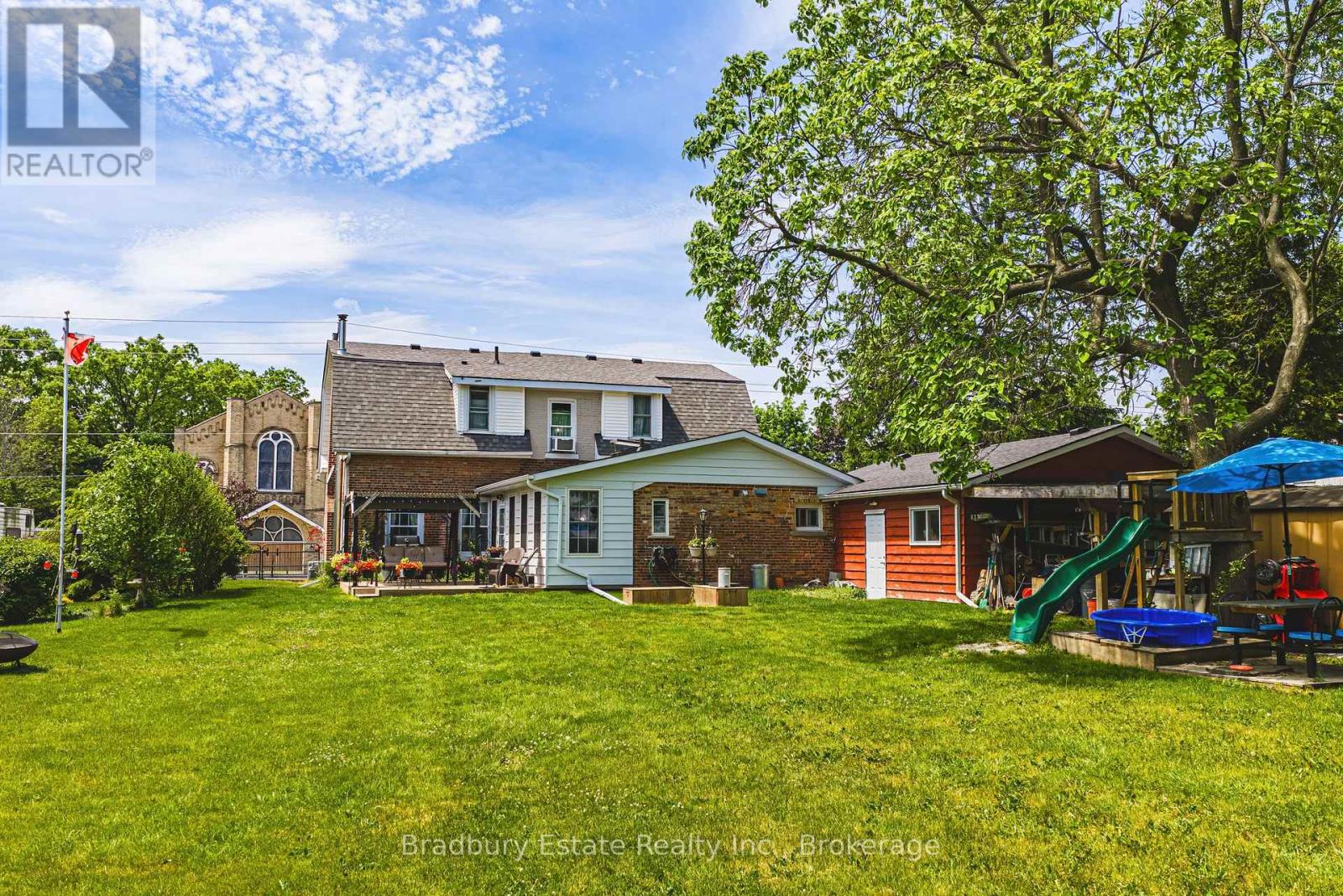 670 MOUNT PLEASANT ROAD - 29