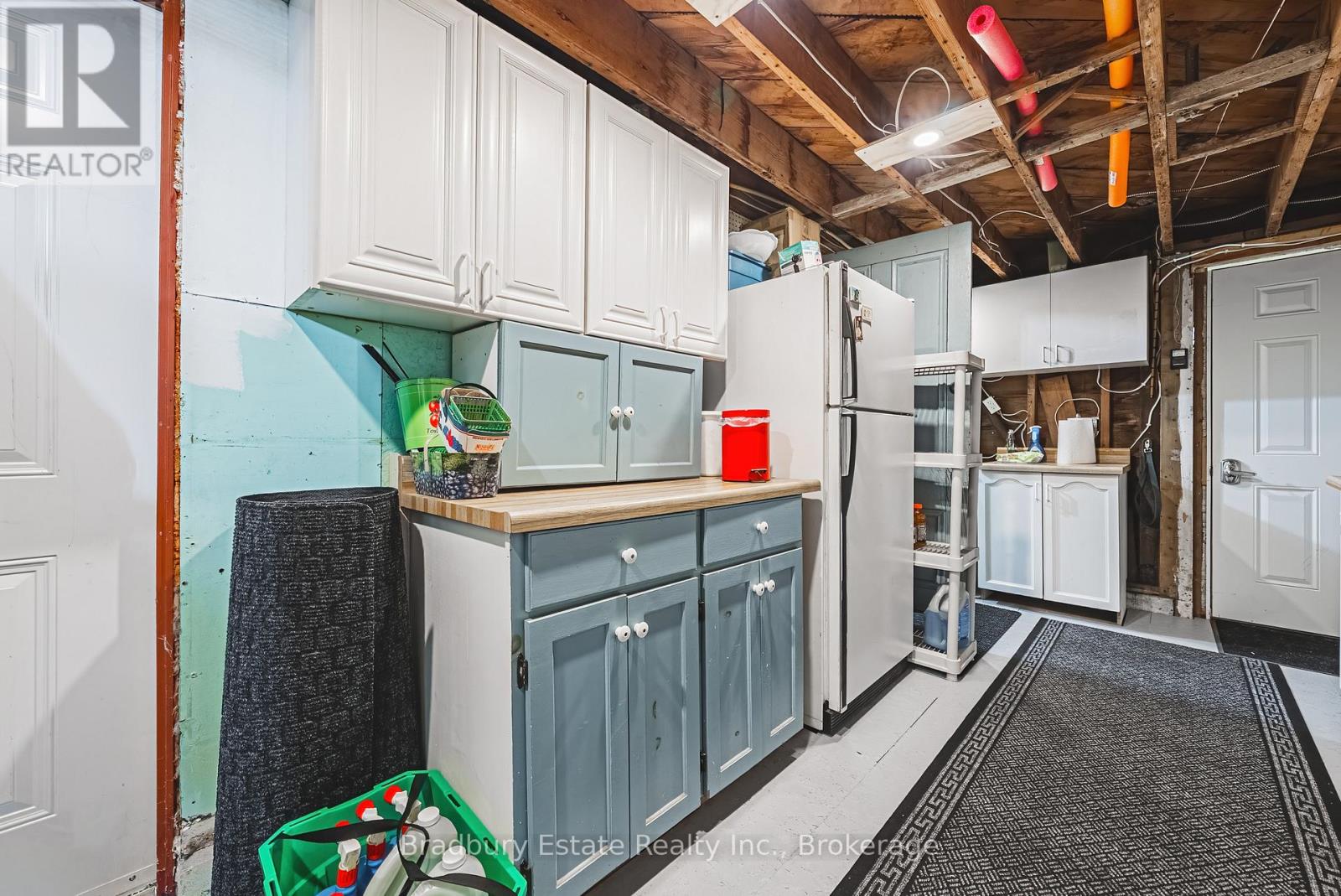 670 MOUNT PLEASANT ROAD - 16