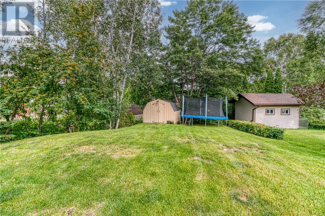 2016 Latimer Crescent - Image 42