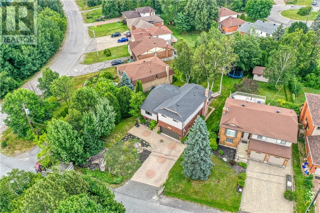 2016 Latimer Crescent - Image 43