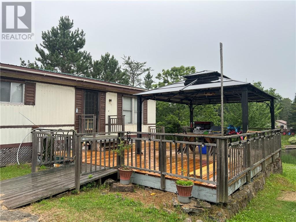 320 Clouthier Road - 2