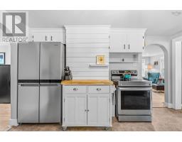Primary Bedroom - 15085 Highway 1, Wilmot, NS B0P1W0 Photo 8
