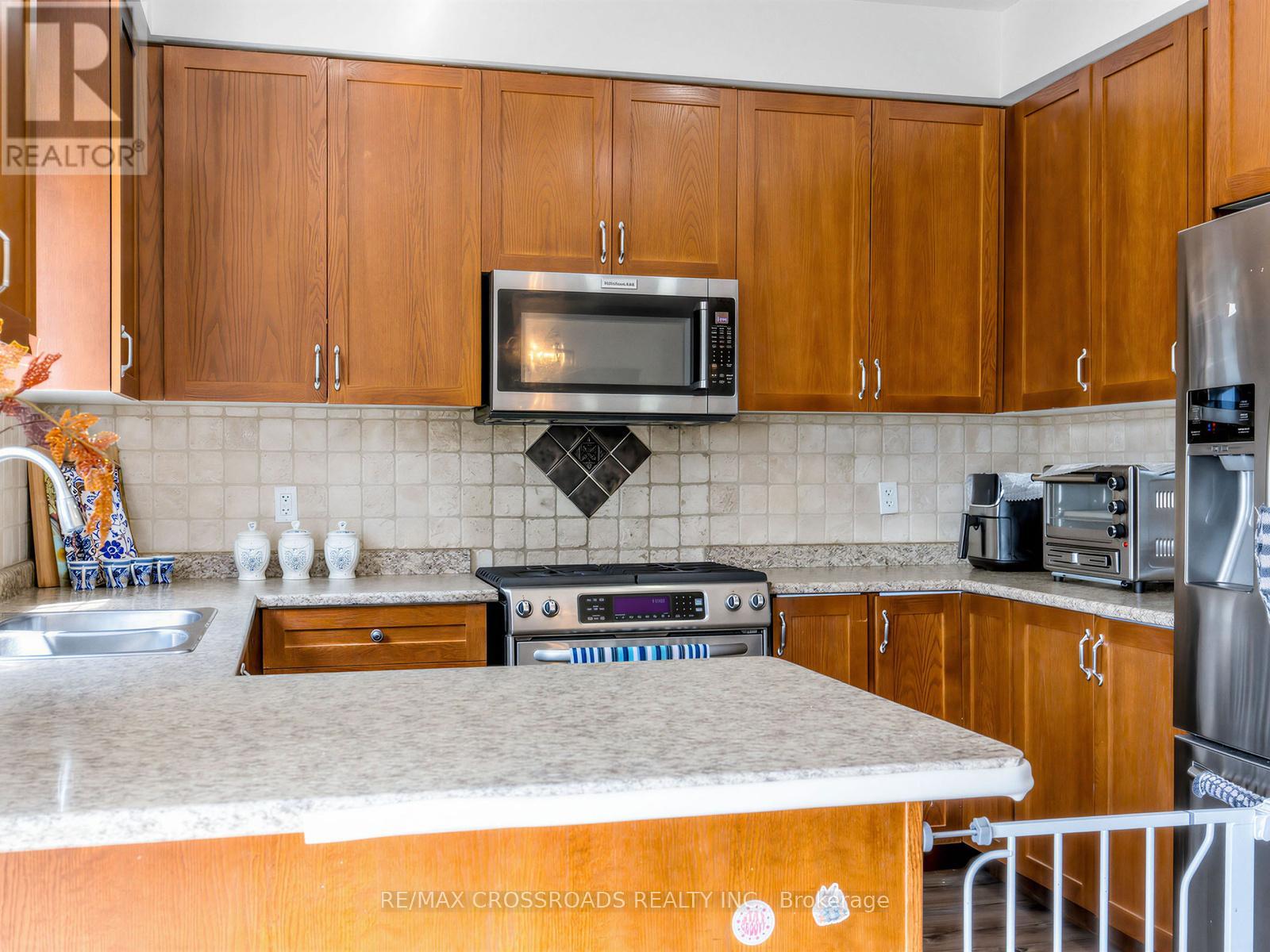 23 WORTHVIEW DRIVE S - 15