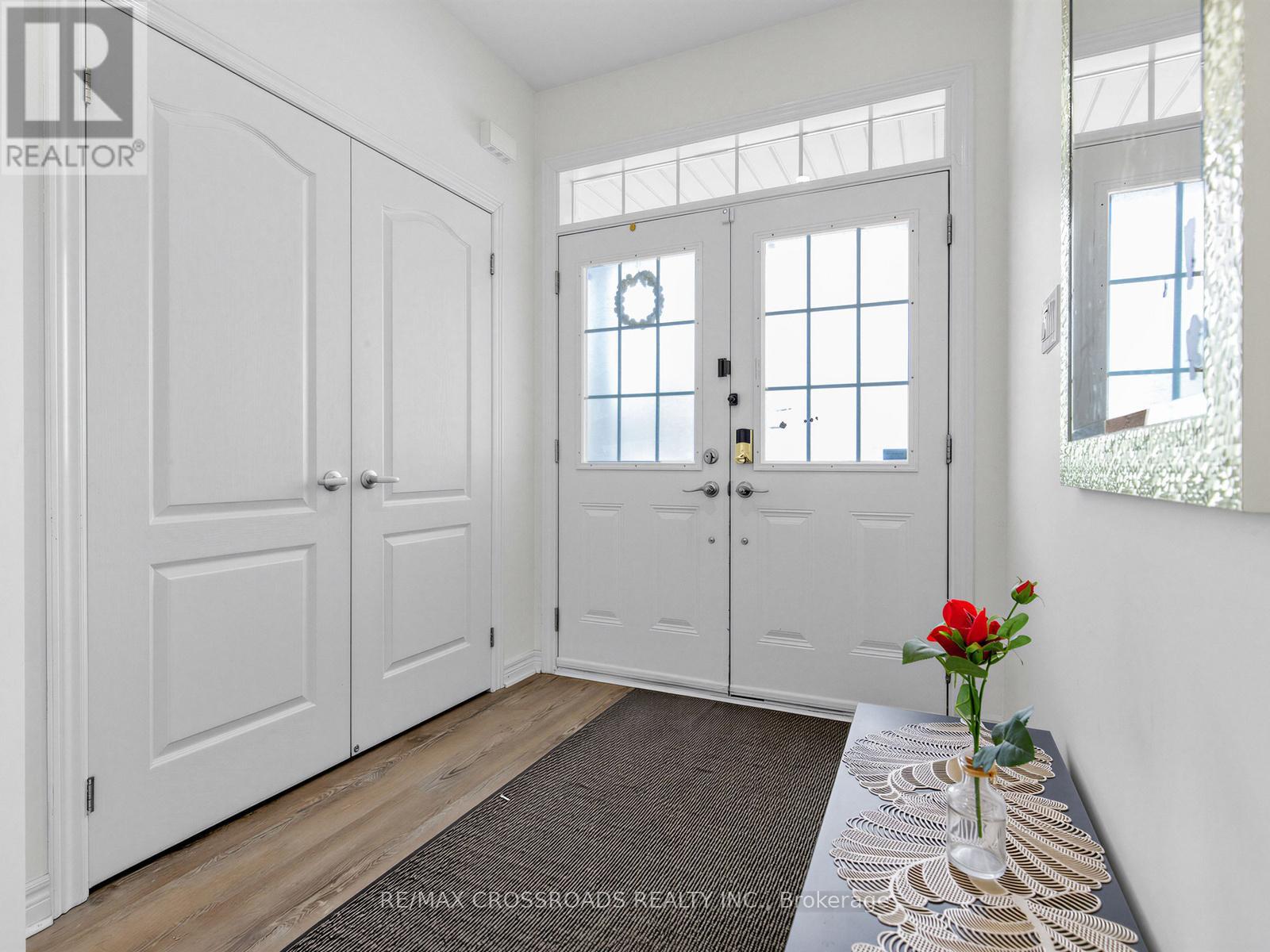 23 WORTHVIEW DRIVE S - 4