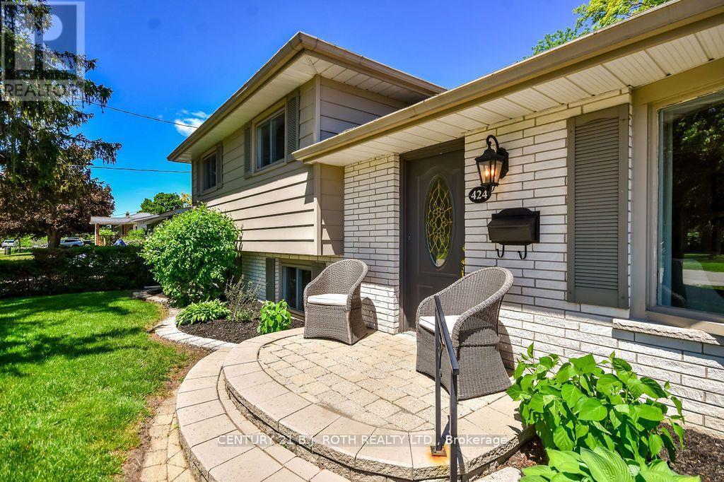 424 JAMIESON DRIVE - 12