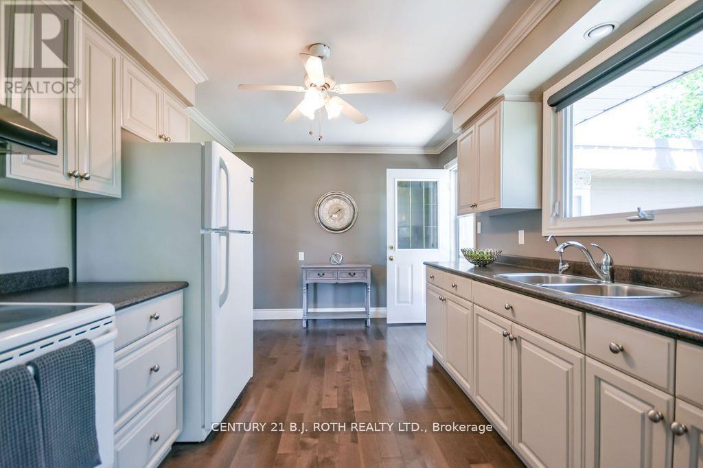 424 JAMIESON DRIVE - 19