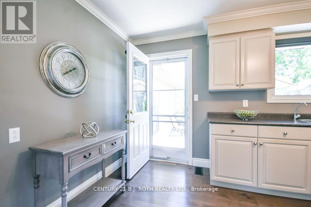 424 JAMIESON DRIVE - 21