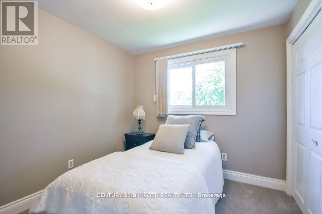 424 JAMIESON DRIVE - 29