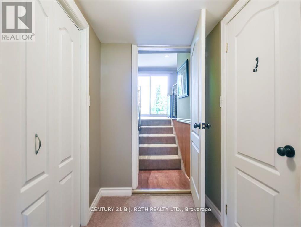 424 JAMIESON DRIVE - 33